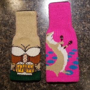 2 knit bottle coozies